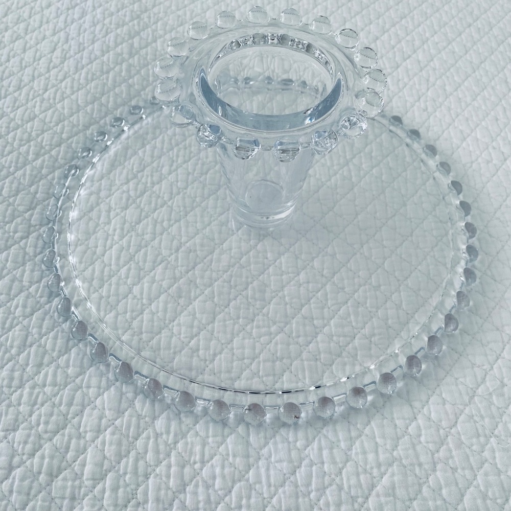 Large Glass Beaded Edge Pedestal Cake Stand - Picture 8 of 10